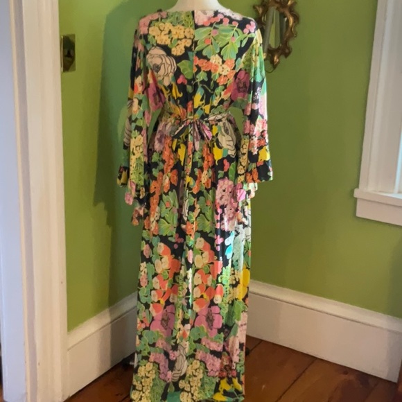 Vintage 70s floral maxi dress with ruffled angel sleeves - Picture 5 of 7